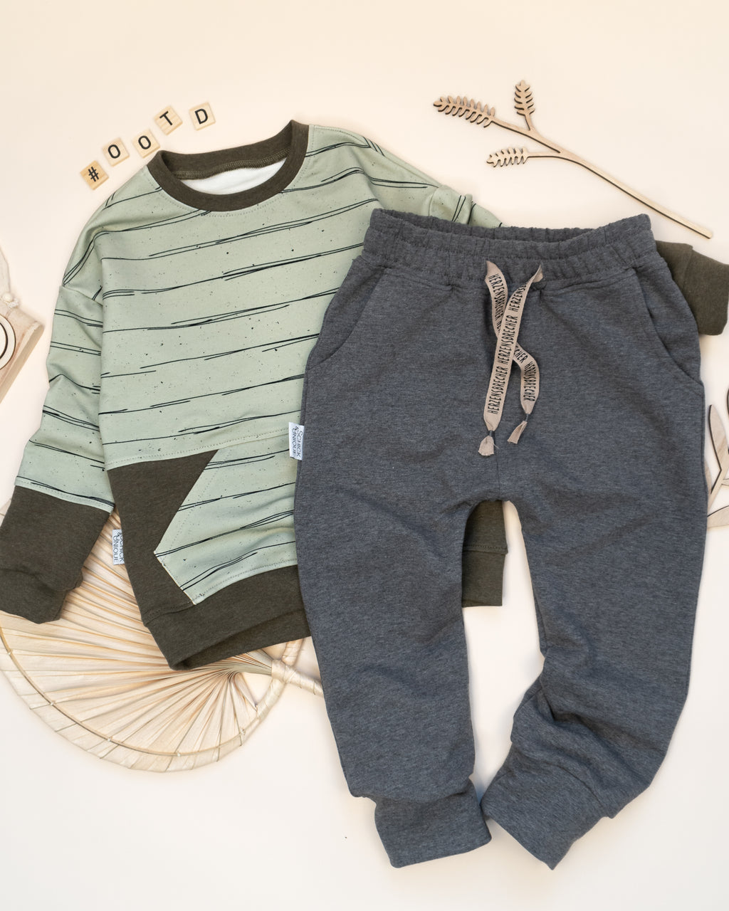 Clover Button Pants