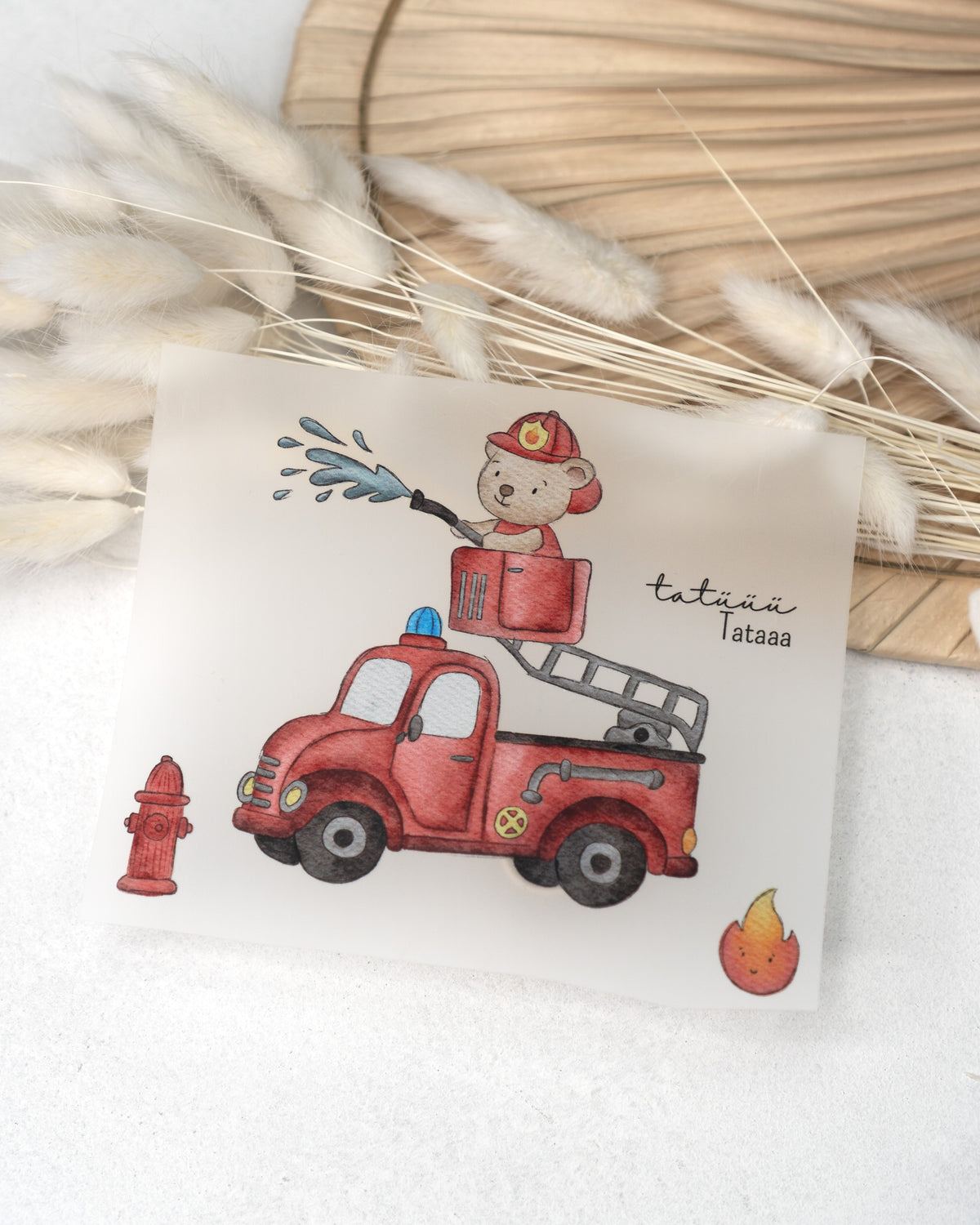 Feuerwehr mit Bär