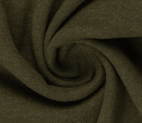 Khaki maliert